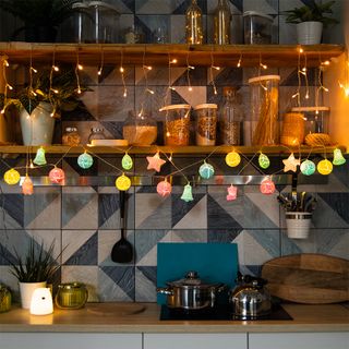 Гирлянда светодиодная Новый год 1,5 м, прозрачный ПВХ, 10 LED, теплый белый, питание 2 х АА (батарей
